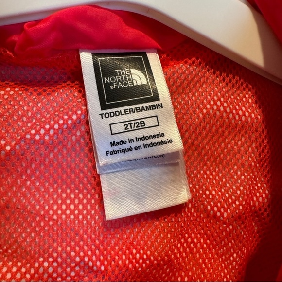 Kids 2T North Face Ski Jacket OUTER LAYER ONLY with Hood - Picture 6 of 9